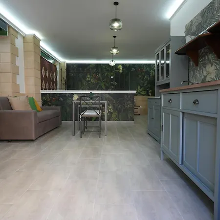 La Maison Di Eleni Apartment Bari